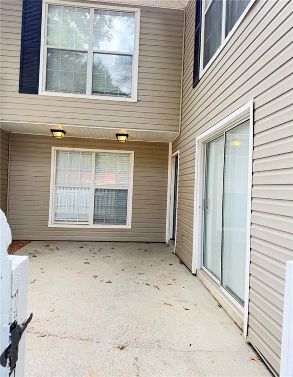 562 Trillum Court SW