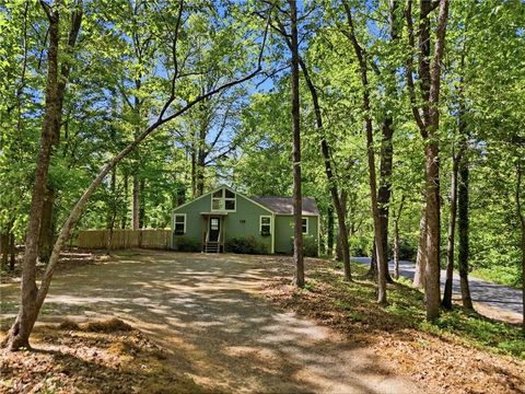 Photo of 129 Cypress Street, Roswell, GA 30075 (MLS # 7753932)