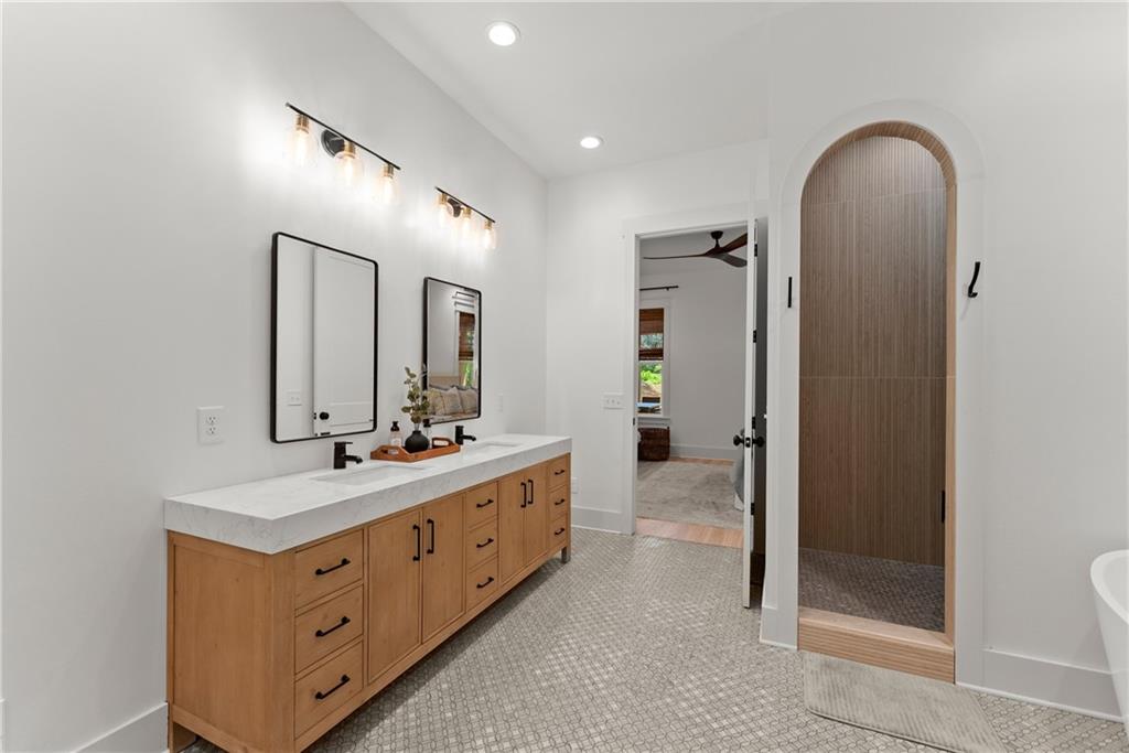 3805 Carder Lane, Cumming, Georgia image 38