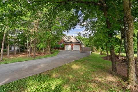 Homes For Sale - 221 Woodford Way<br/> Gordon County, Calhoun, GA 30701