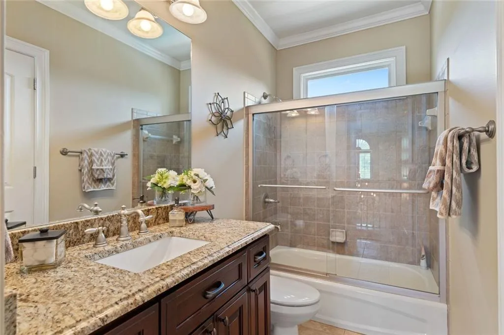 Cumming, Georgia 30028, United States, 6 Bedrooms Bedrooms, ,5 BathroomsBathrooms,Residential,Pending,120446