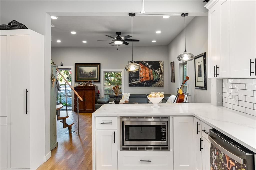 611 Pickett Street, Atlanta, Georgia image 7