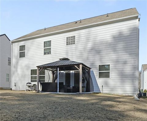 A home in Dawsonville