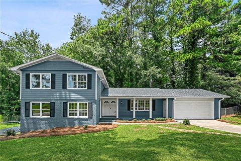 Homes For Sale - 3235 Wintercreeper Drive<br/> Dekalb County, Lithonia, GA 30038