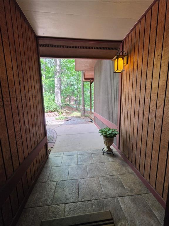 406 Vivian Way, Woodstock, Georgia image 9