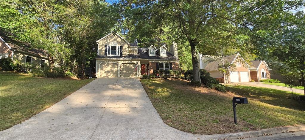 Move-in ready two-story home in highly desirable Johns Creek. Features three bedrooms on the upper level, freshly painted interiors, and brand-new luxury vinyl tile flooring. This property offers convenience and lifestyle with proximity to North Point Mall, Avalon, The Forum, and Newtown shopping and dining. Enjoy being within walking distance to Newtown Park and very close to the dog park for recreation. Located in a top school district and available immediately, this home combines modern updates with a prime location.
