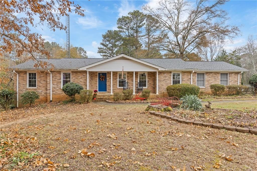 Photo of 3935 Bellair Drive, Marietta, GA 30066 (MLS # 7684421)