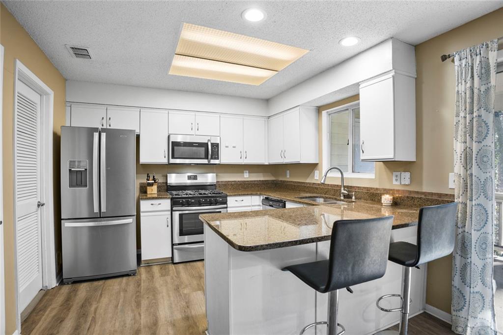 32 Springhedge Court