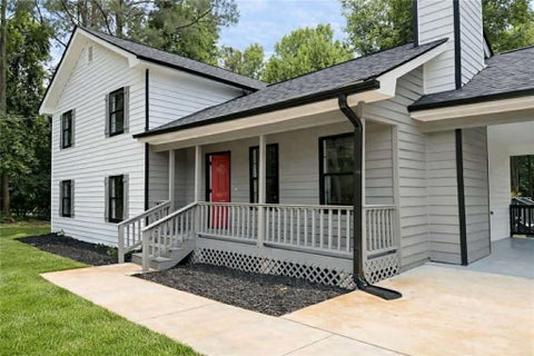 Homes For Sale - 355 Oak Hill Circle<br/> Covington, GA 30016