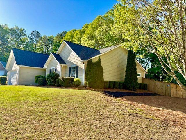 2536 Caray Court, Lawrenceville, Georgia image 2