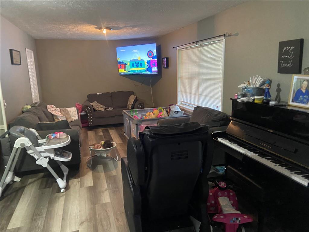 4574 CEDAR RIDGE Trail