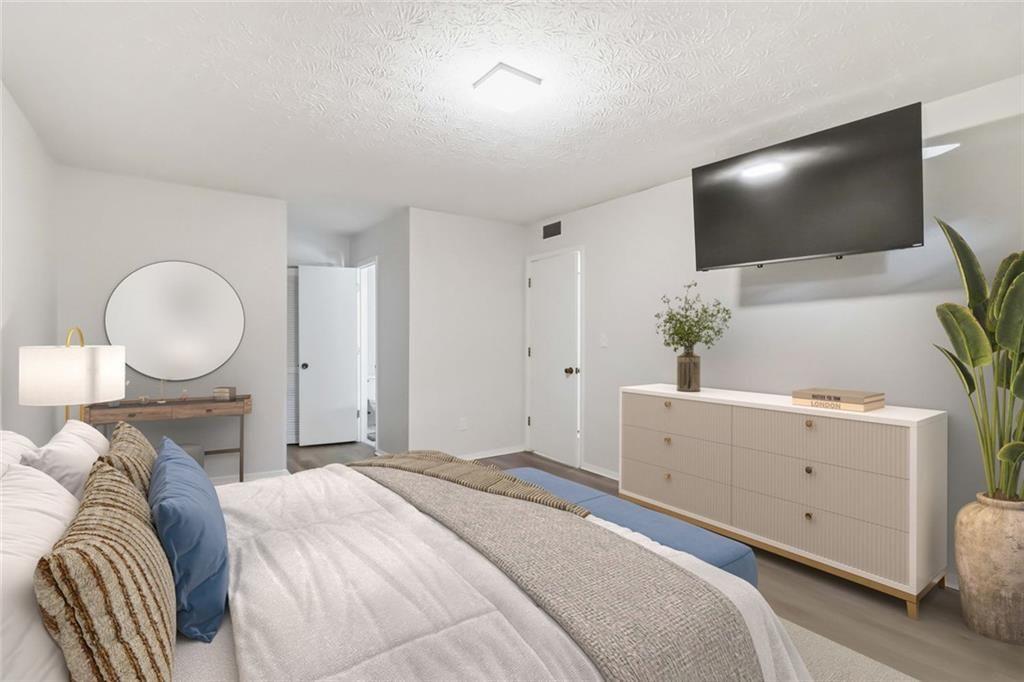 1105 Wynnes Ridge Circle SE