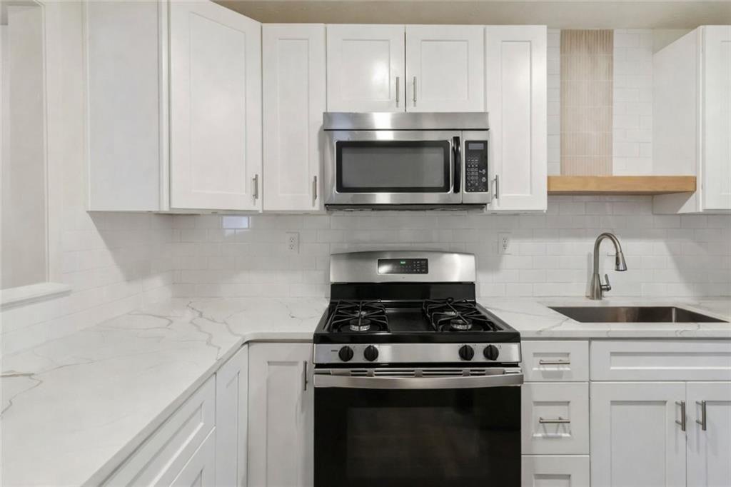 1105 Wynnes Ridge Circle SE