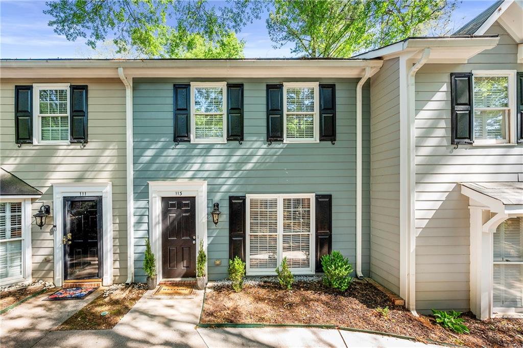 113 Courtyard Terrace, Roswell, Georgia image 1