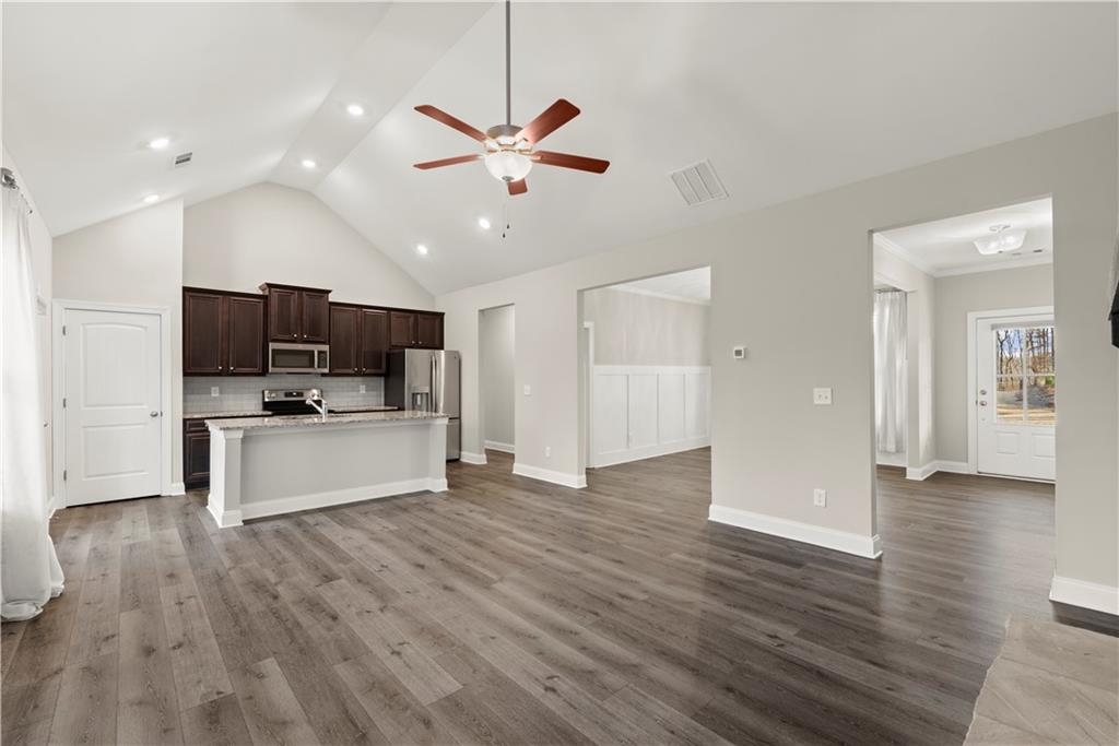 411 Spring Lake Hills, White, Georgia image 11