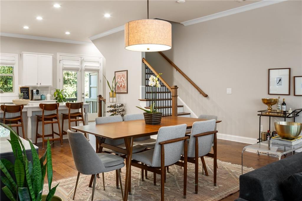 2504 Skyland Drive NE 18