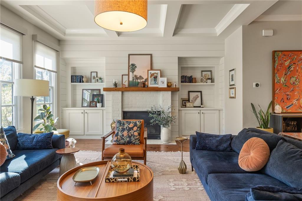 2504 Skyland Drive NE 18