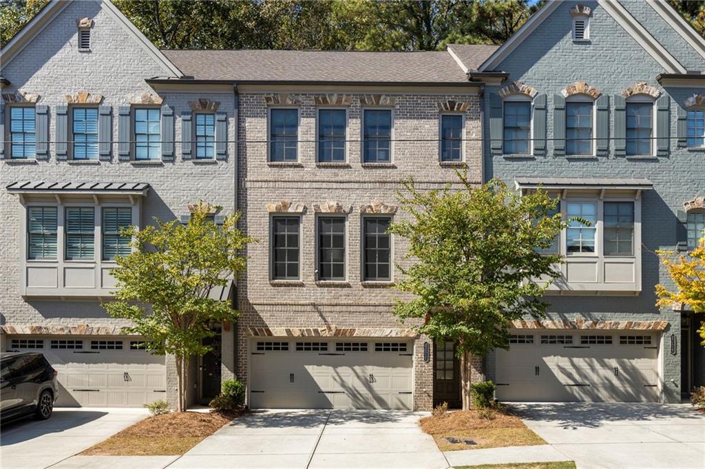 2504 Skyland Drive NE 18