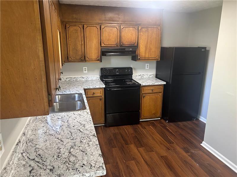 2039 Corners Circle