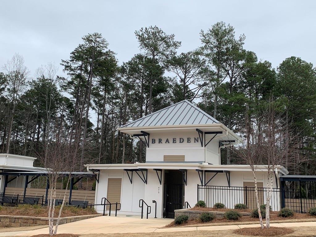 BRAEDEN - Residential Lease