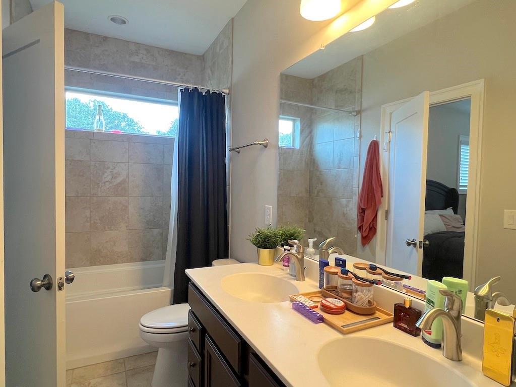 BRAEDEN - Residential Lease