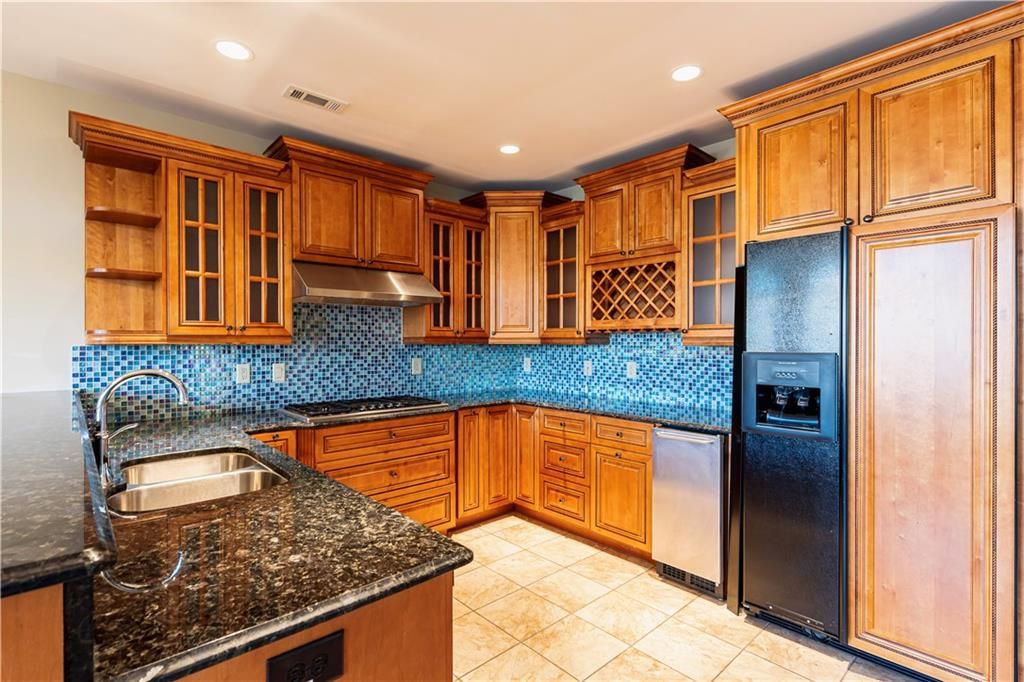 listing image 55