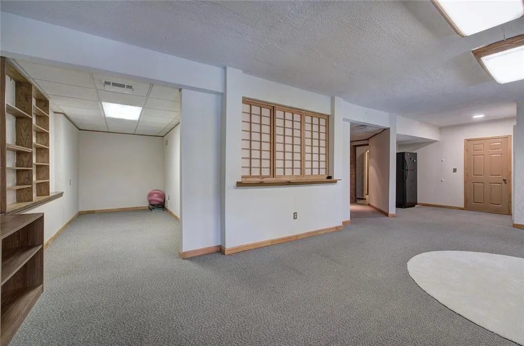 Waleska, Georgia 30183, United States, 3 Bedrooms Bedrooms, ,4 BathroomsBathrooms,Residential,Active,172326