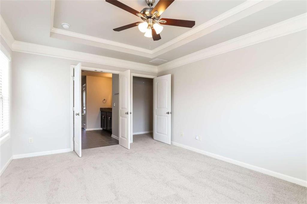 6527 Crosscreek Lane, Flowery Branch, Georgia image 8