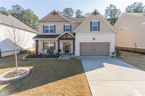 Homes For Sale - 502 Eagles Nest Circle<br/> Gwinnett County, Auburn, GA 30011