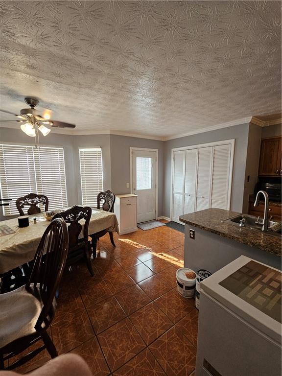 5897 Strathmoor Manor Circle, Lithonia, Georgia image 6