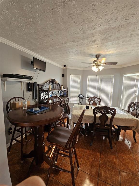 5897 Strathmoor Manor Circle, Lithonia, Georgia image 7