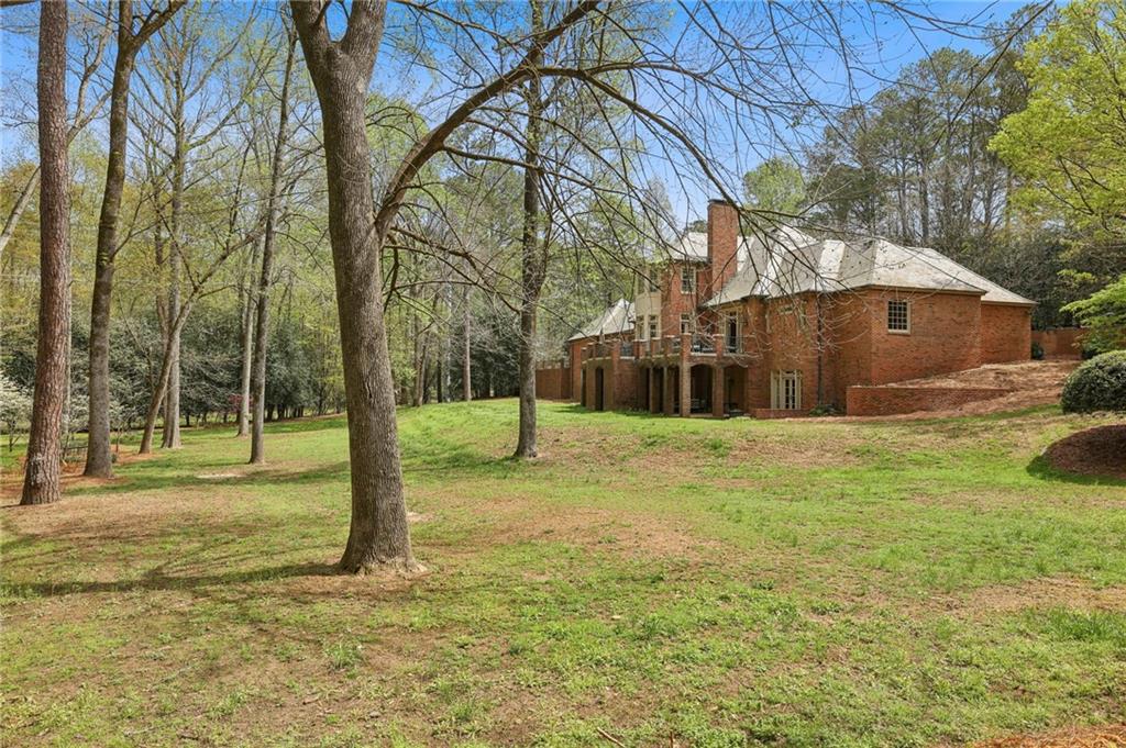 4195 Woodland Brook Drive, Atlanta, Georgia image 21