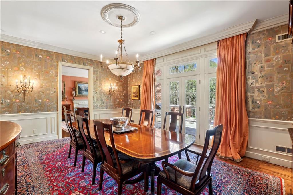4195 Woodland Brook Drive, Atlanta, Georgia image 7