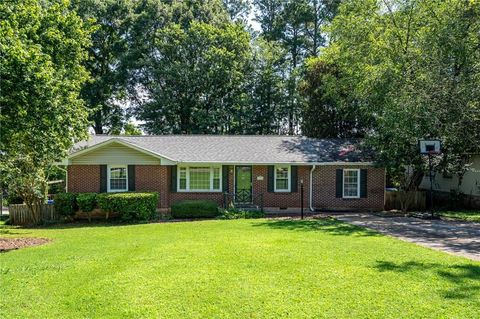 2738 Harrington Drive Decatur GA 30033