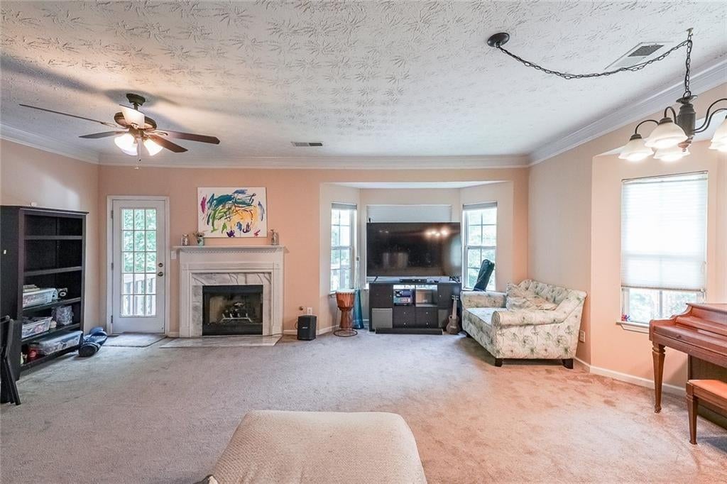 2553 Summit Cove Drive