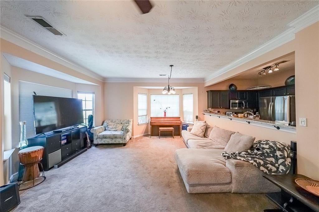 2553 Summit Cove Drive
