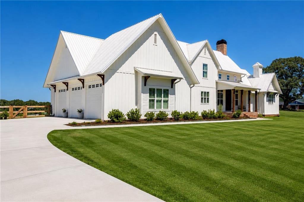 3200 Shady Grove Rd