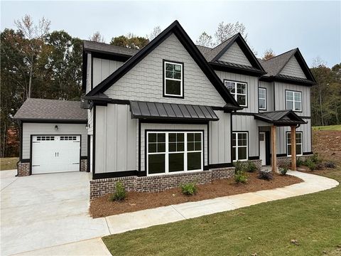 Homes For Sale - 3229 Traditions Way<br/> Jefferson, GA 30549