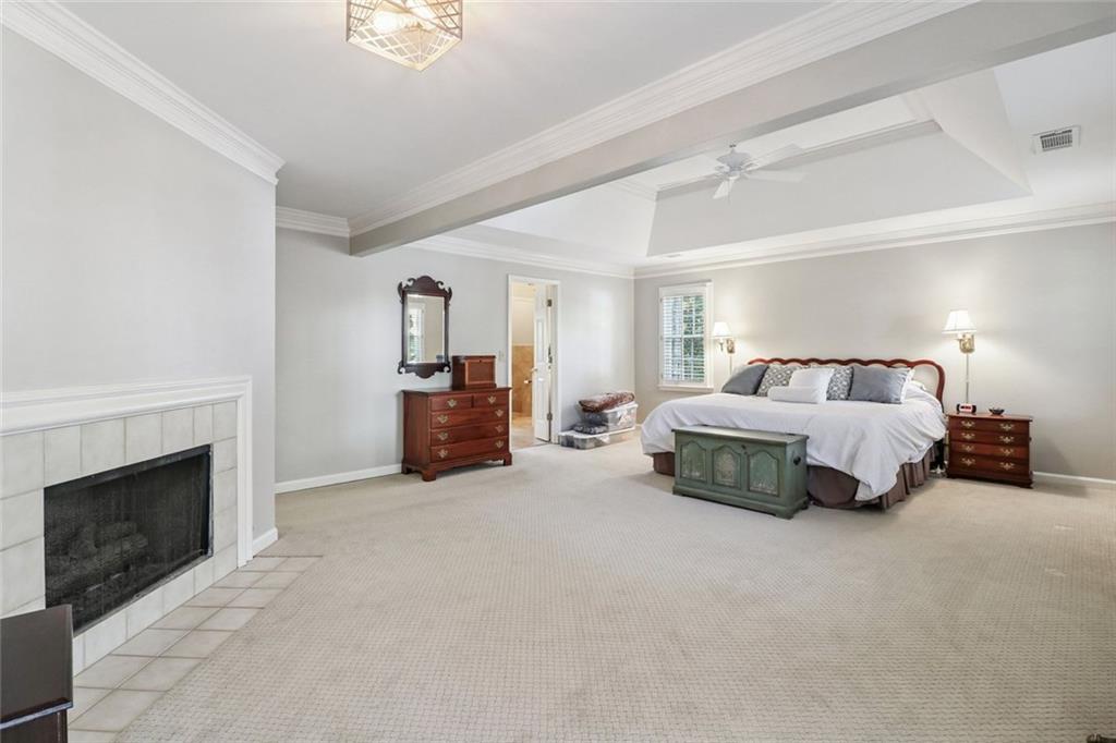 RIVER GLEN - Residential