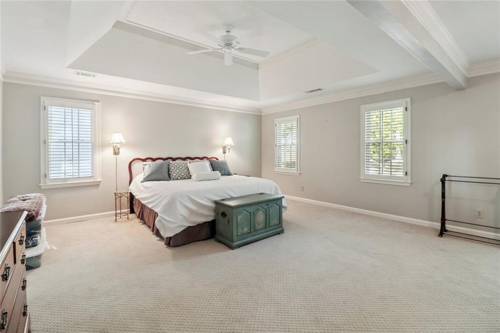 RIVER GLEN - Residential