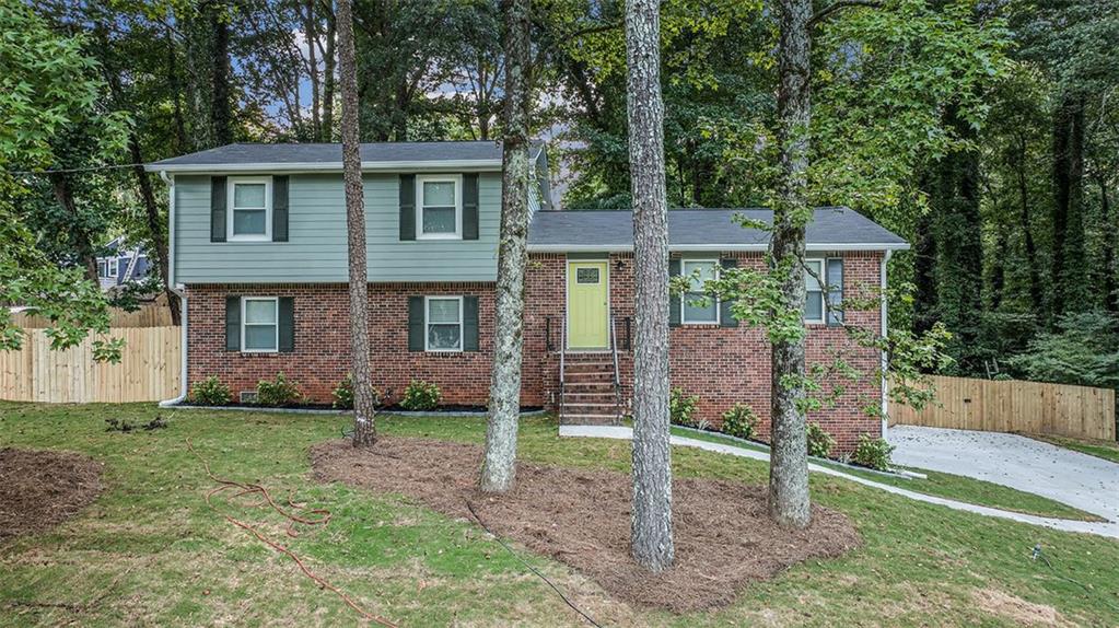 1028 MARTIN Road