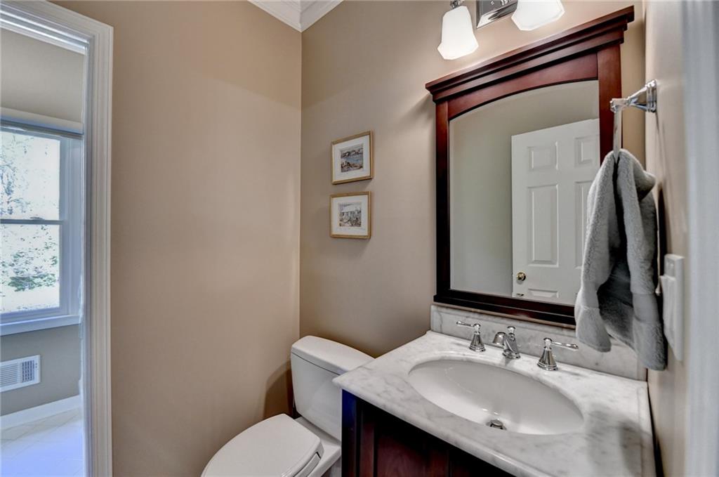 955 Bishopswood Place, Johns Creek, Georgia image 32