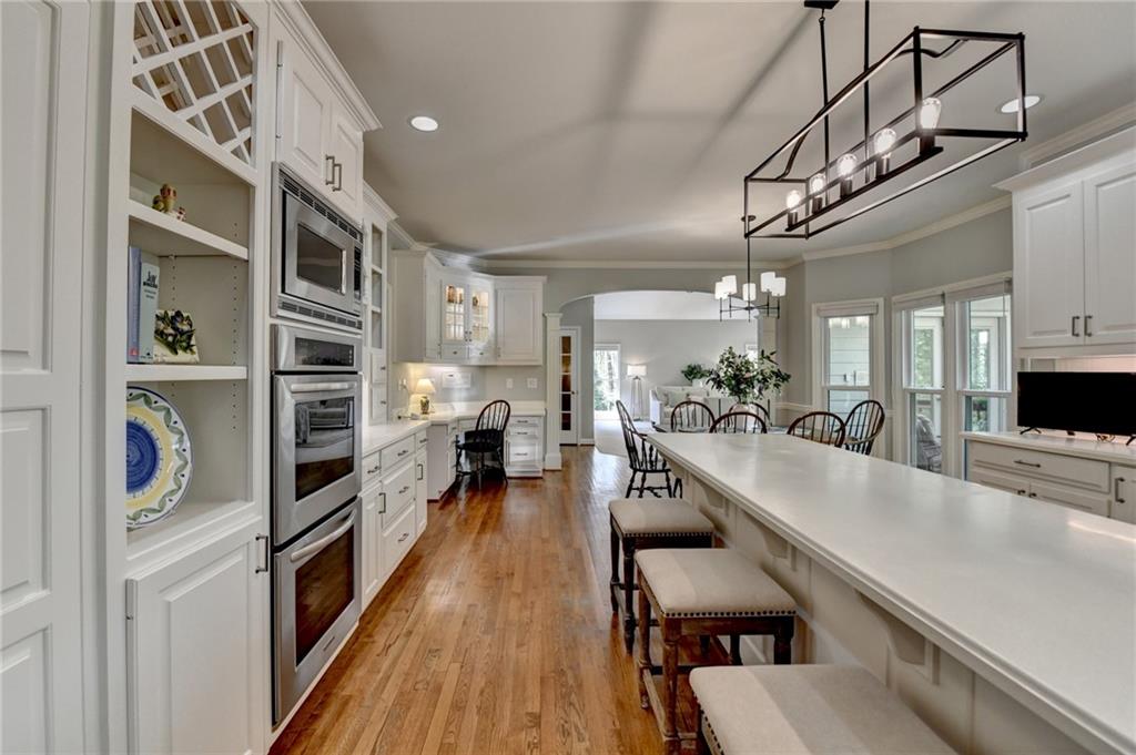 955 Bishopswood Place, Johns Creek, Georgia image 17