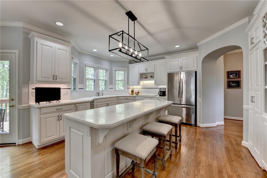 955 Bishopswood Place, Johns Creek, Georgia image 7