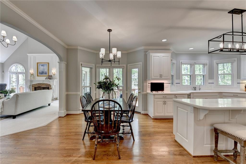 955 Bishopswood Place, Johns Creek, Georgia image 9