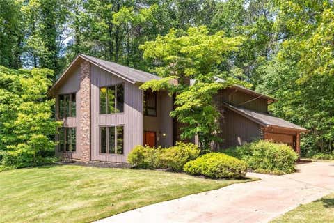 Homes For Sale - 2161 Minute Court<br/> Dekalb County, Smoke Rise, GA 30087
