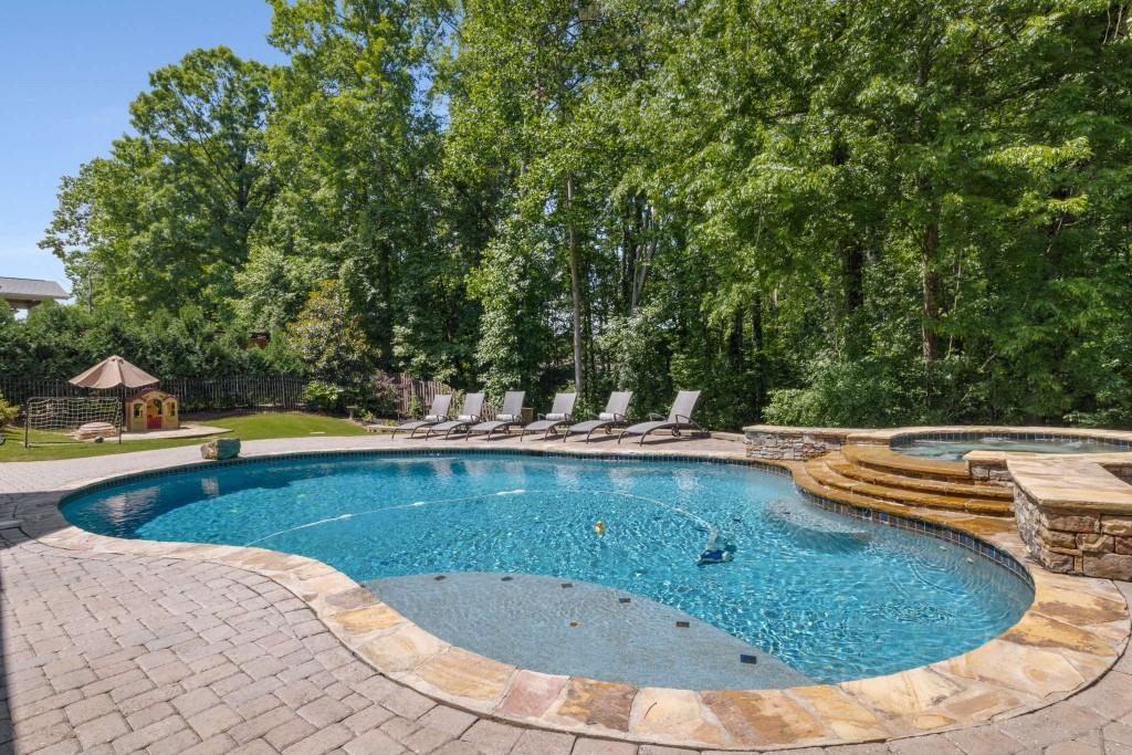10410 High Falls Circle, Alpharetta, Georgia image 48