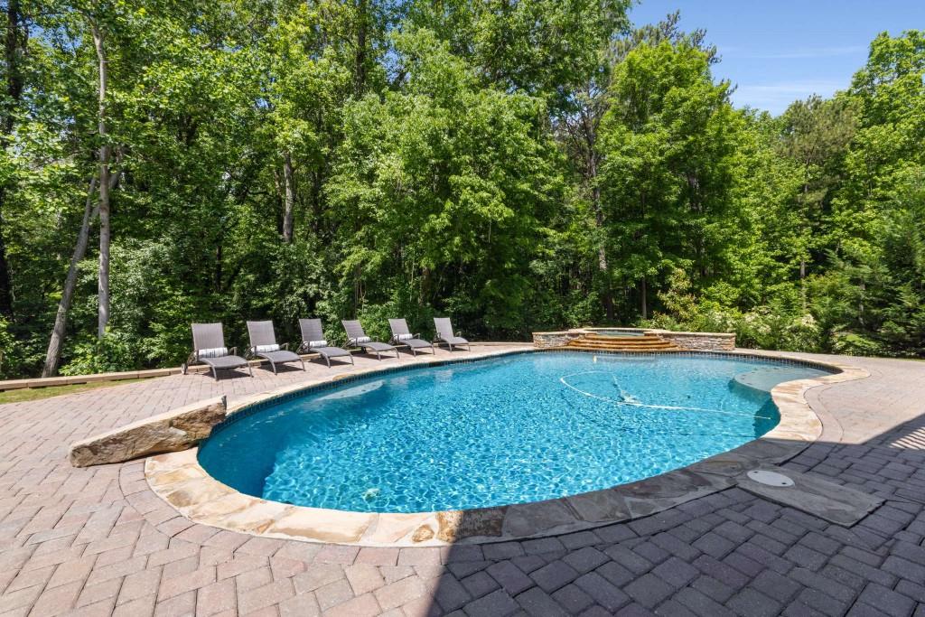 10410 High Falls Circle