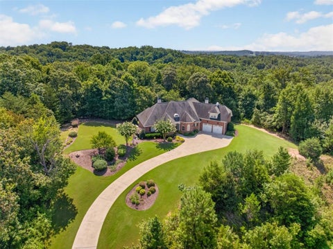 Homes For Sale - 3805 Reservoir Drive<br/> Gainesville, GA 30507