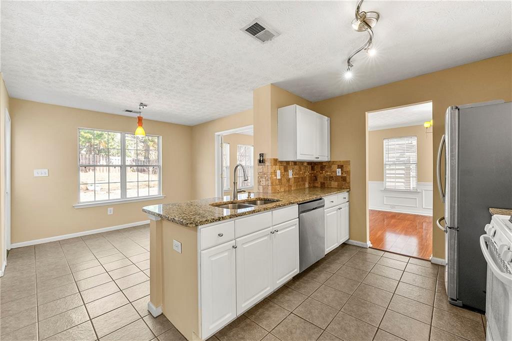 13060 Crabapple Lake Drive, Roswell, Georgia image 11